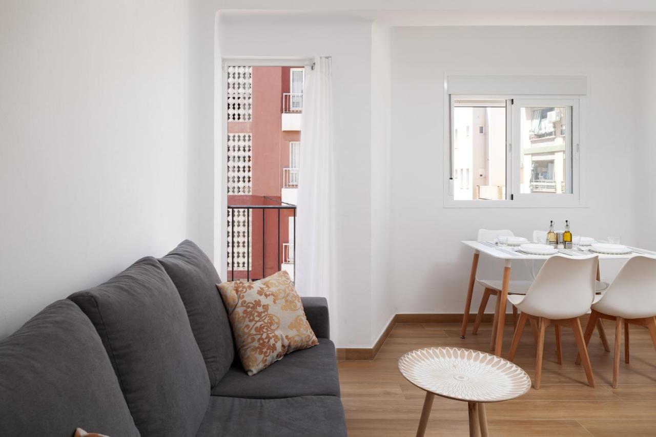 Apartamento Nuria Торре-дель-Мар Экстерьер фото