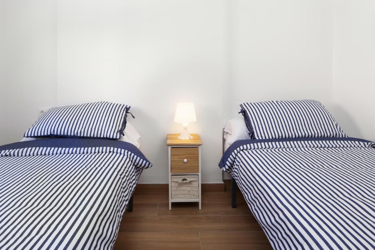 Apartamento Nuria Торре-дель-Мар Экстерьер фото